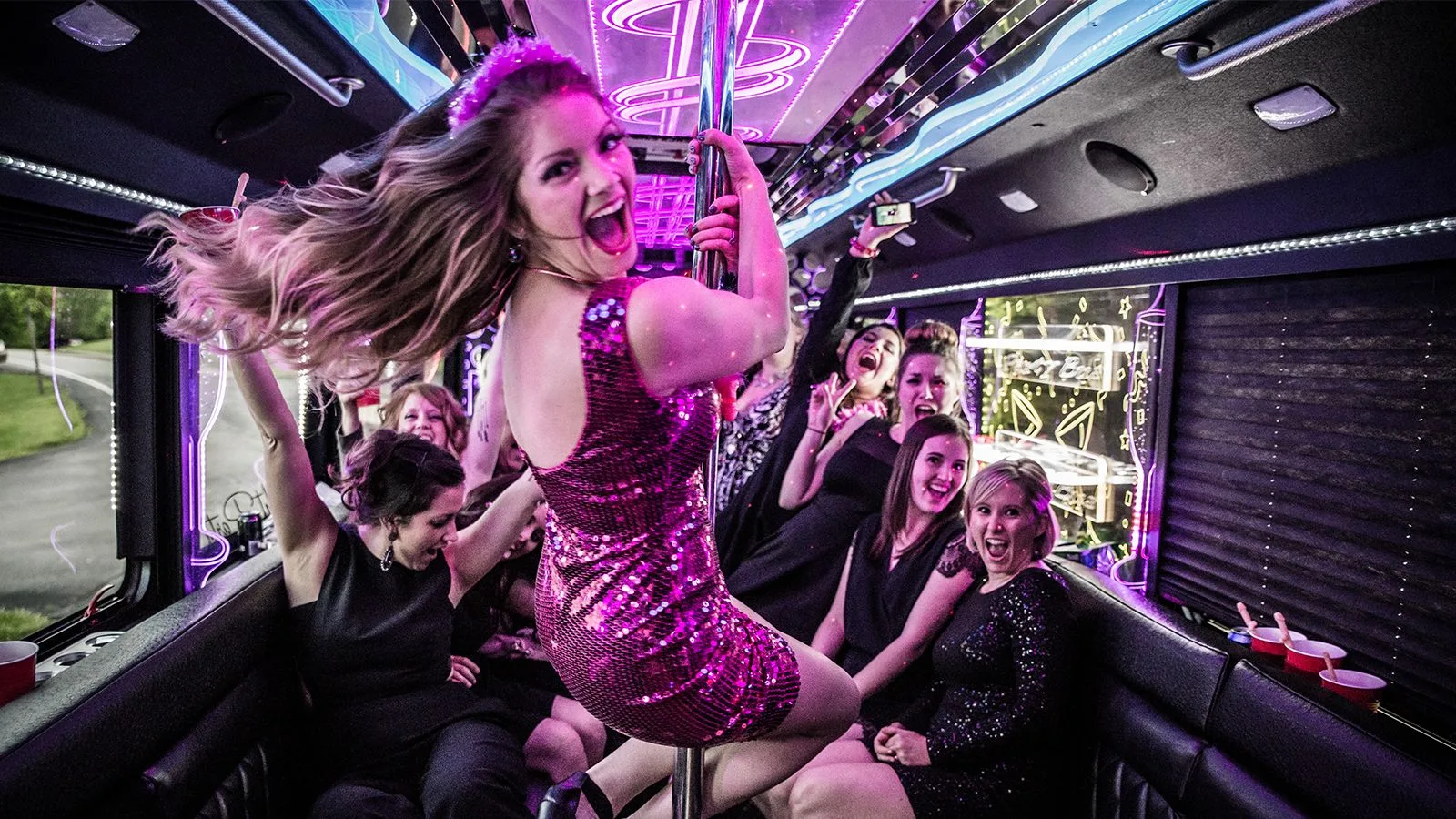 Party Bus — индивидуальная аренда в Пунта-Кане
