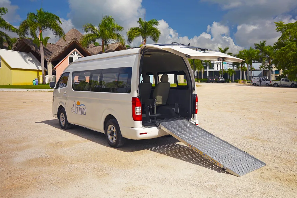 Wheelchair Accessibles Bus